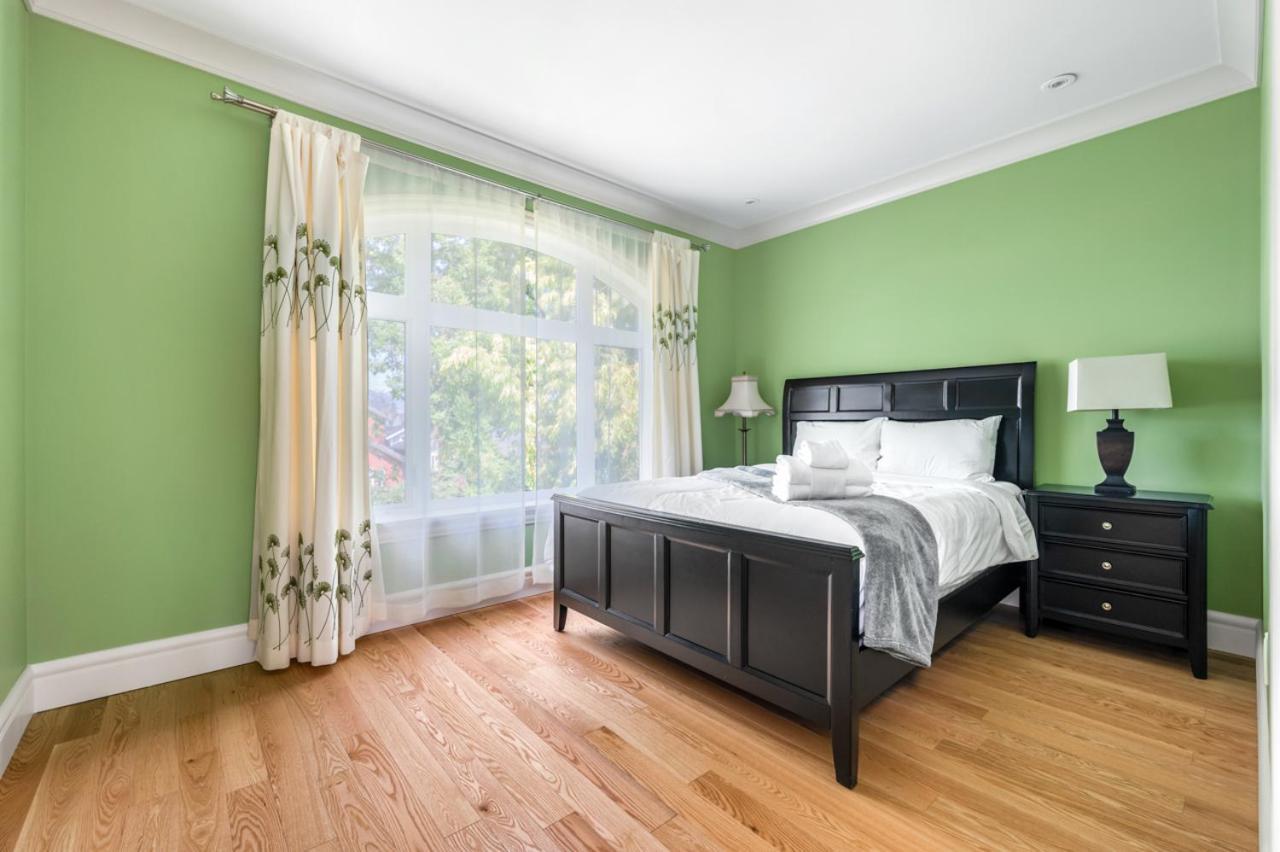 Vancouver Haven: Luxurious Private Bedroom Near Attractions Εξωτερικό φωτογραφία